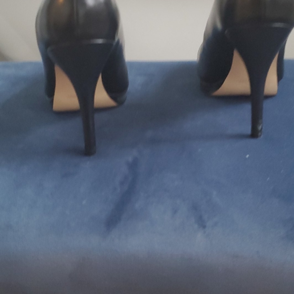 High heels - Picture 3 of 4